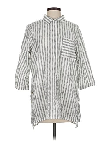 Tru Luxe Jeans 3/4 Sleeve Button-Down Shirt (view 1)