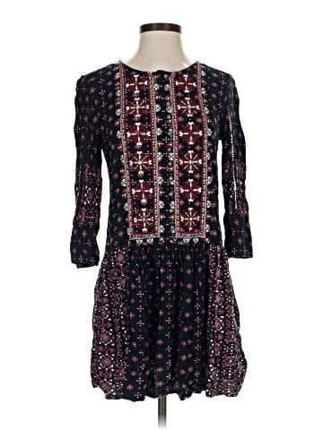 Vanessa Virginia Casual Dress (view 1)