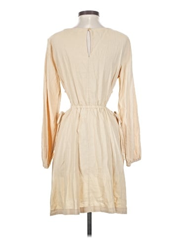 Universal Thread Casual Dress (view 2)