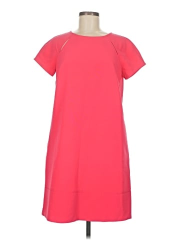 Donna Morgan Casual Dress (view 1)