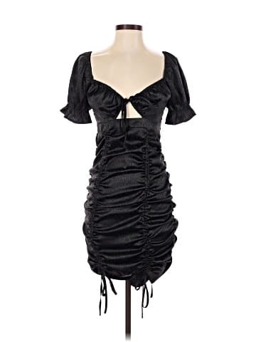 Le Lis Cocktail Dress (view 1)