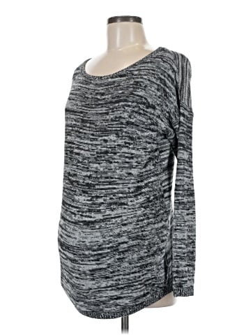 Old Navy - Maternity 3/4 Sleeve T-Shirt (view 1)
