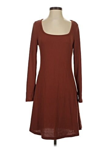 Old Navy Casual Dress (view 1)