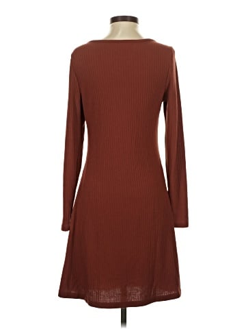 Old Navy Casual Dress (view 2)