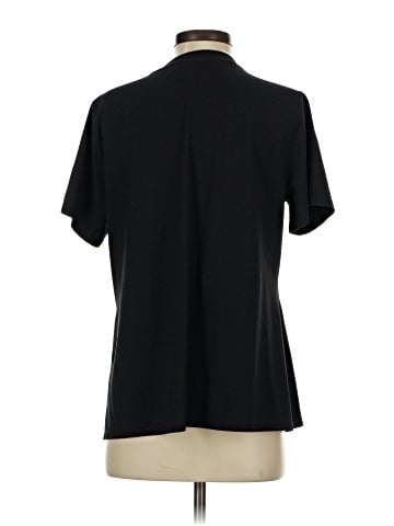 Elizabeth & Clarke Short Sleeve T-Shirt (view 2)