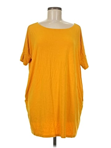 Buru Short Sleeve T-Shirt (view 1)