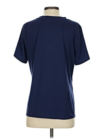 Elizabeth & Clarke Short Sleeve T-Shirt (view 2)
