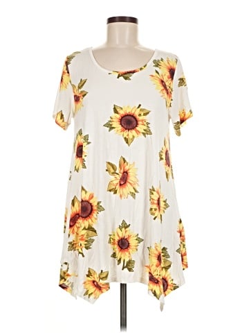Larace Casual Dress (view 1)