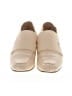 Stuart Weitzman Ivory Flats Size 6 - photo 2