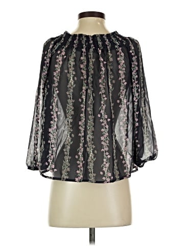 Timing 3/4 Sleeve Blouse (view 2)