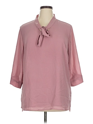 Acevog 3/4 Sleeve Blouse (view 1)