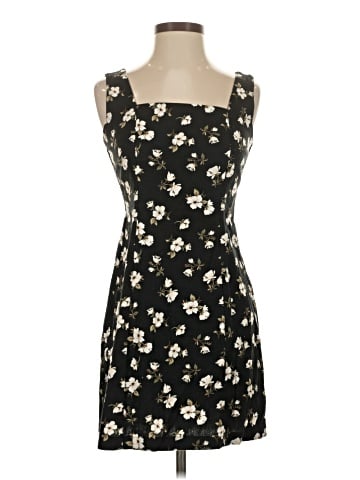 Old Navy Casual Dress (view 1)