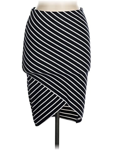 Trafaluc by Zara Casual Skirt (view 1)