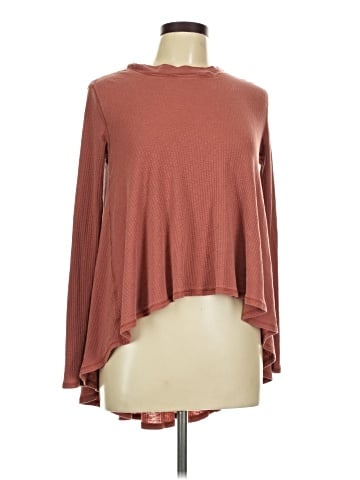 Lululemon Athletica Long Sleeve Top (view 1)