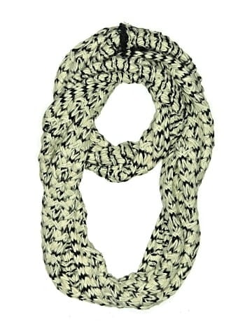 Modena Scarf (view 1)