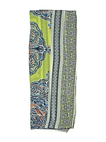 The Limited Scarf (view 2)
