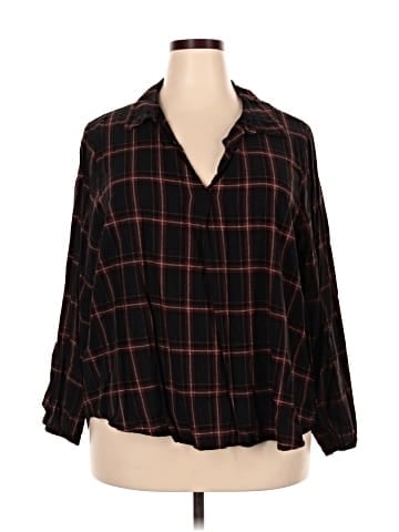 Hiatus 3/4 Sleeve Blouse (view 1)