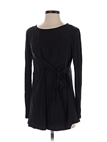 A Pea in the Pod Long Sleeve Top (view 1)