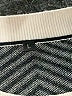 Unbranded Chevron-herringbone Black Pullover Sweater Size L - photo 7