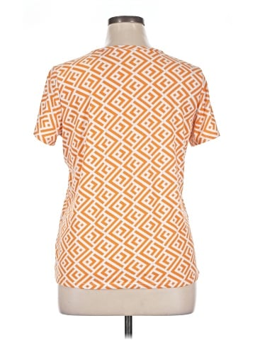 Free Kisses Short Sleeve T-Shirt (view 2)