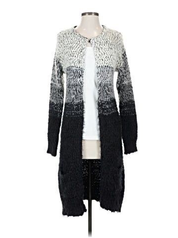 Escio Cardigan (view 1)