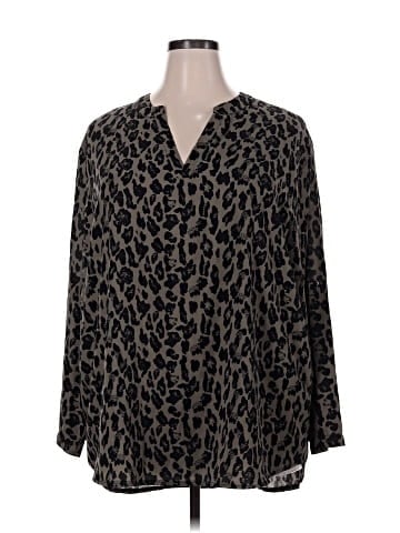 Amaryllis 3/4 Sleeve Blouse (view 1)