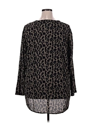 Amaryllis 3/4 Sleeve Blouse (view 2)