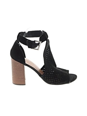Universal Thread Sandals (view 1)