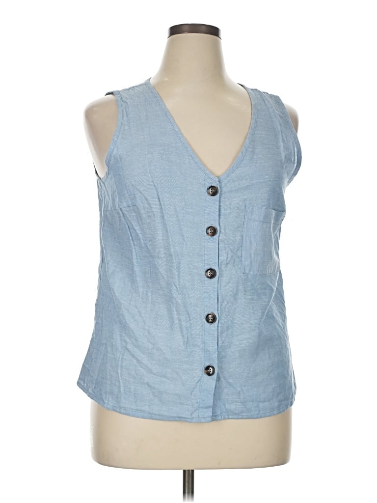 Rewind Sleeveless Button Down Shirt In Blue