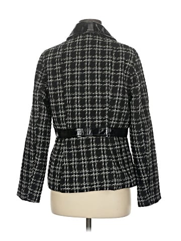 C. Wonder Coat (view 2)