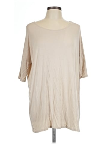 Emma's Closet 3/4 Sleeve T-Shirt (view 1)
