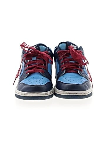 Nike Sneakers (view 2)