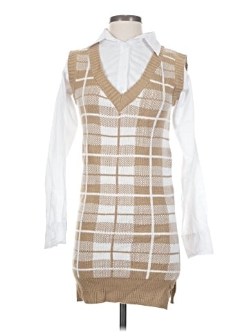 Heart & Heels Casual Dress (view 1)