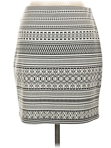 Xhilaration Casual Skirt (view 2)