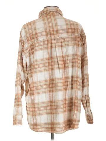 American Eagle Outfitters Long Sleeve Button-Down Shirt (view 2)