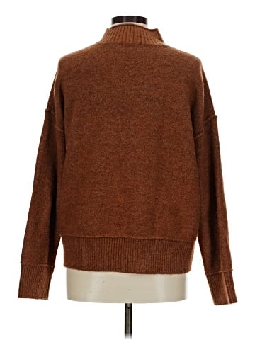 Universal Thread Turtleneck Sweater (view 2)