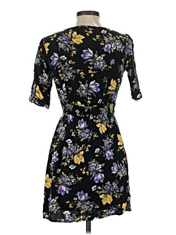 Abercrombie & Fitch Cocktail Dress (view 2)