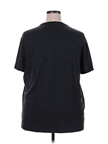 Gilly Hicks Short Sleeve T-Shirt (view 2)