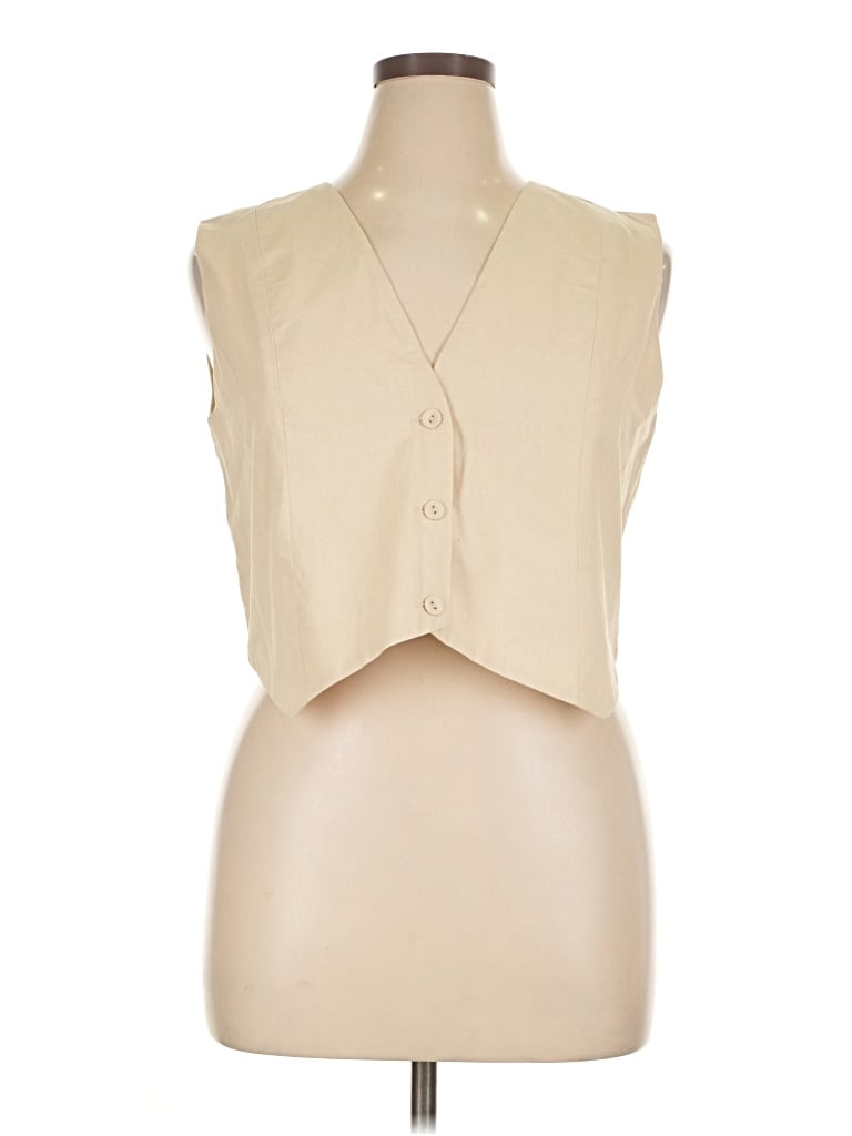 Pre-owned Commense Vest In White