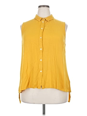 Fever Sleeveless Button-Down Shirt (view 1)