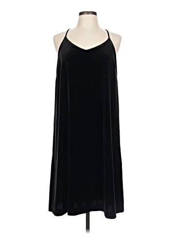 Ann Taylor LOFT Outlet Cocktail Dress (view 1)