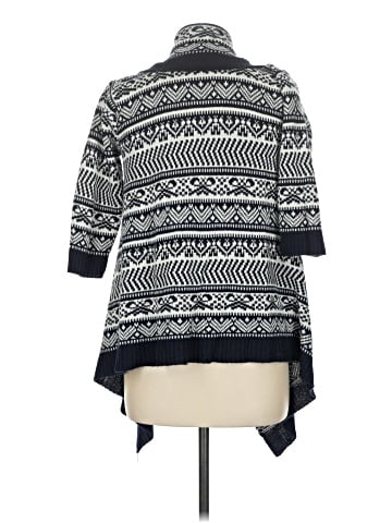Buttons Cardigan (view 2)