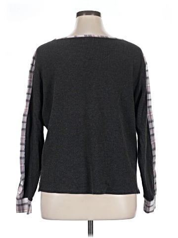 Victoria's Secret 3/4 Sleeve T-Shirt (view 2)