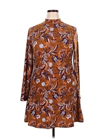 Mudd Casual Dress (view 1)