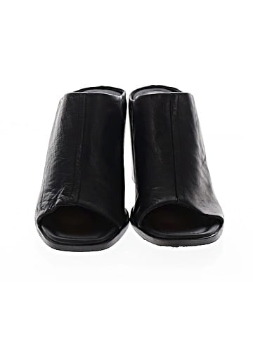 Sofft Heels (view 2)