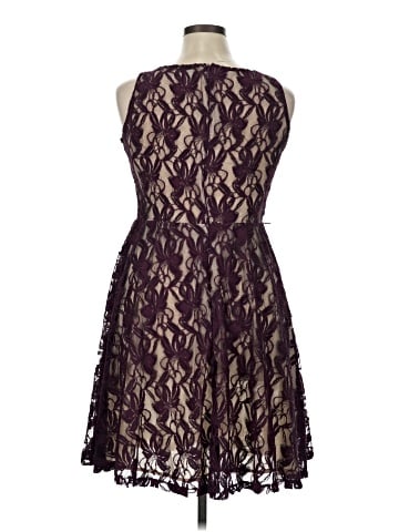Danny And Nicole Cocktail Dress (view 2)