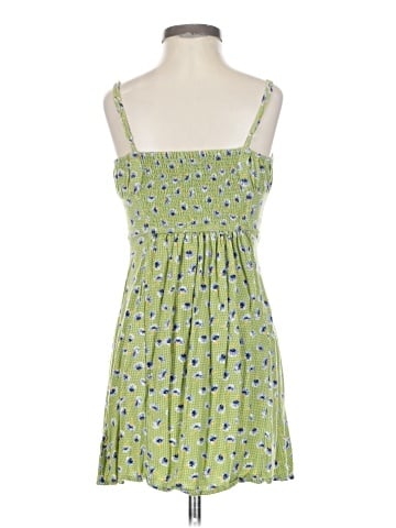 Urban Outfitters Casual Dress (view 2)