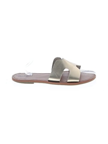 Universal Thread Sandals (view 1)
