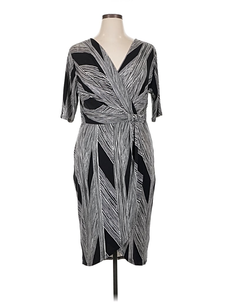 Pre-owned Ivanka Trump Cocktail Dress In Gray