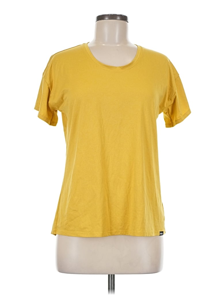 Pre-owned Rei Co Op Active T-shirt In Yellow